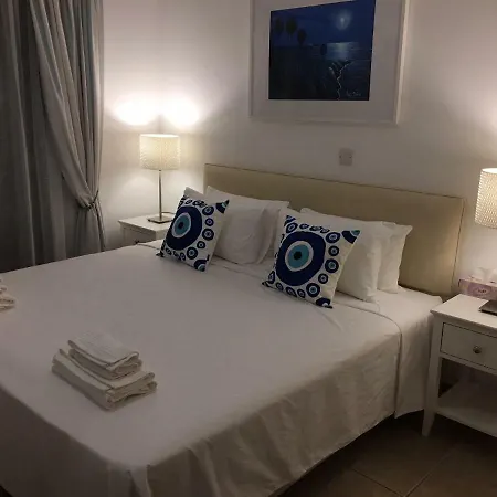 Kings Palace - Fabulous Pool-side 2 Bed * Pafos